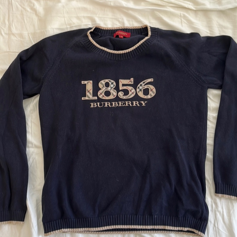 Burberry dark blue sweatshirt